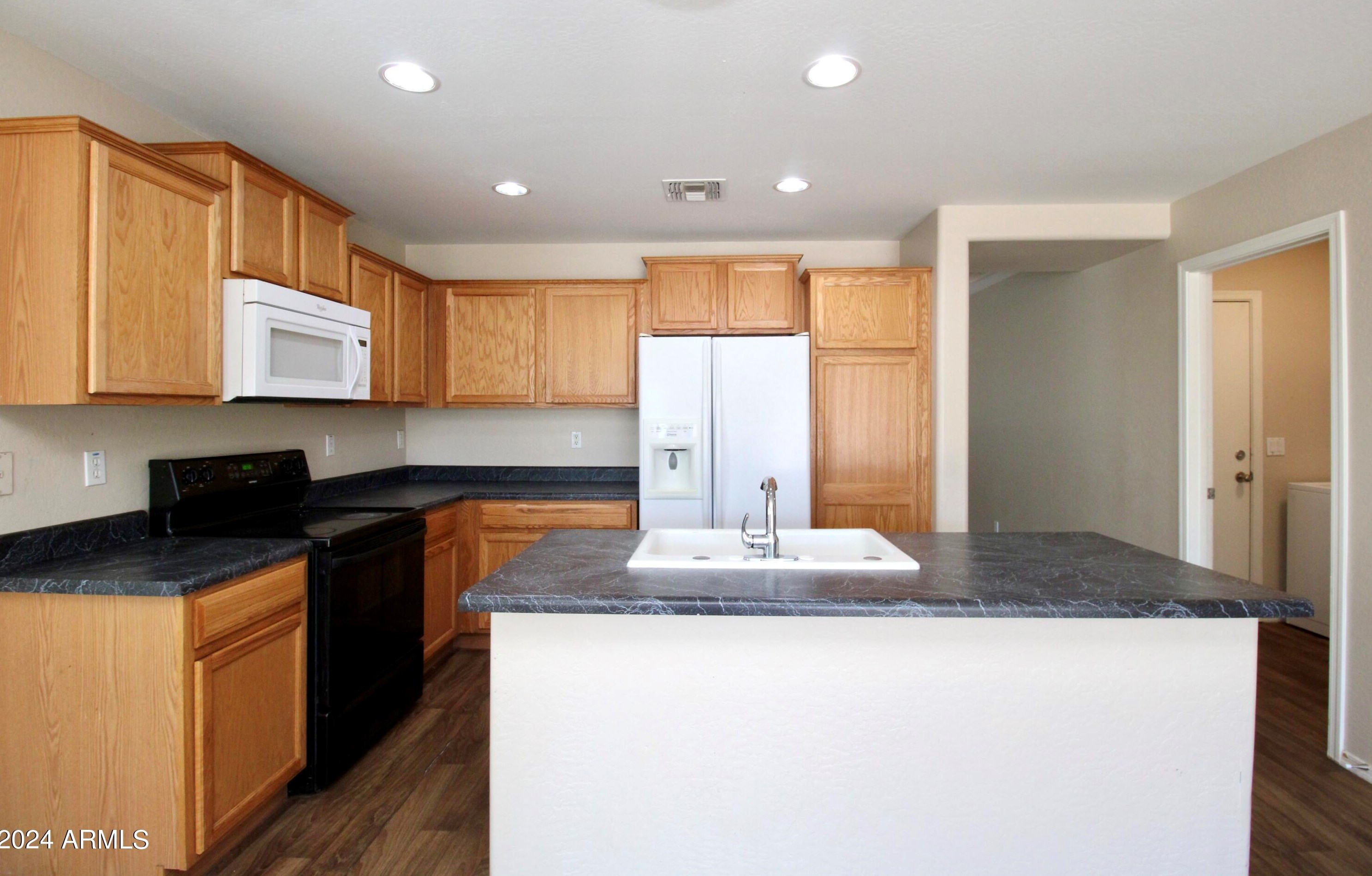 1233 W Roosevelt Ave, Coolidge, AZ 85128