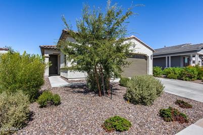 2204 E Kelly Drive, Gilbert, AZ 85298 - Photo 1