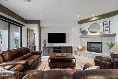 27000 N Alma School Parkway #Unit 1016, Scottsdale, AZ 85262 - Photo 4