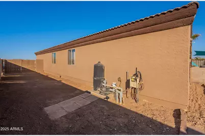 10309 W Santiago Drive, Arizona City, AZ 85123 - Photo 34