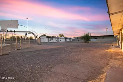 3060 Grand Avenue, Phoenix, AZ 85017 - Photo 1