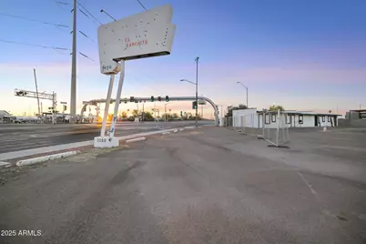 3060 Grand Avenue, Phoenix, AZ 85017 - Photo 8