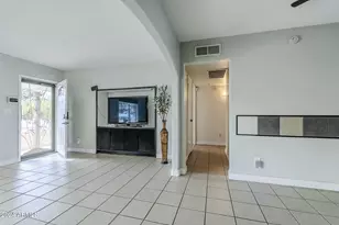 2124 E Osborn Rd, Phoenix, AZ 85016 - Photo 12