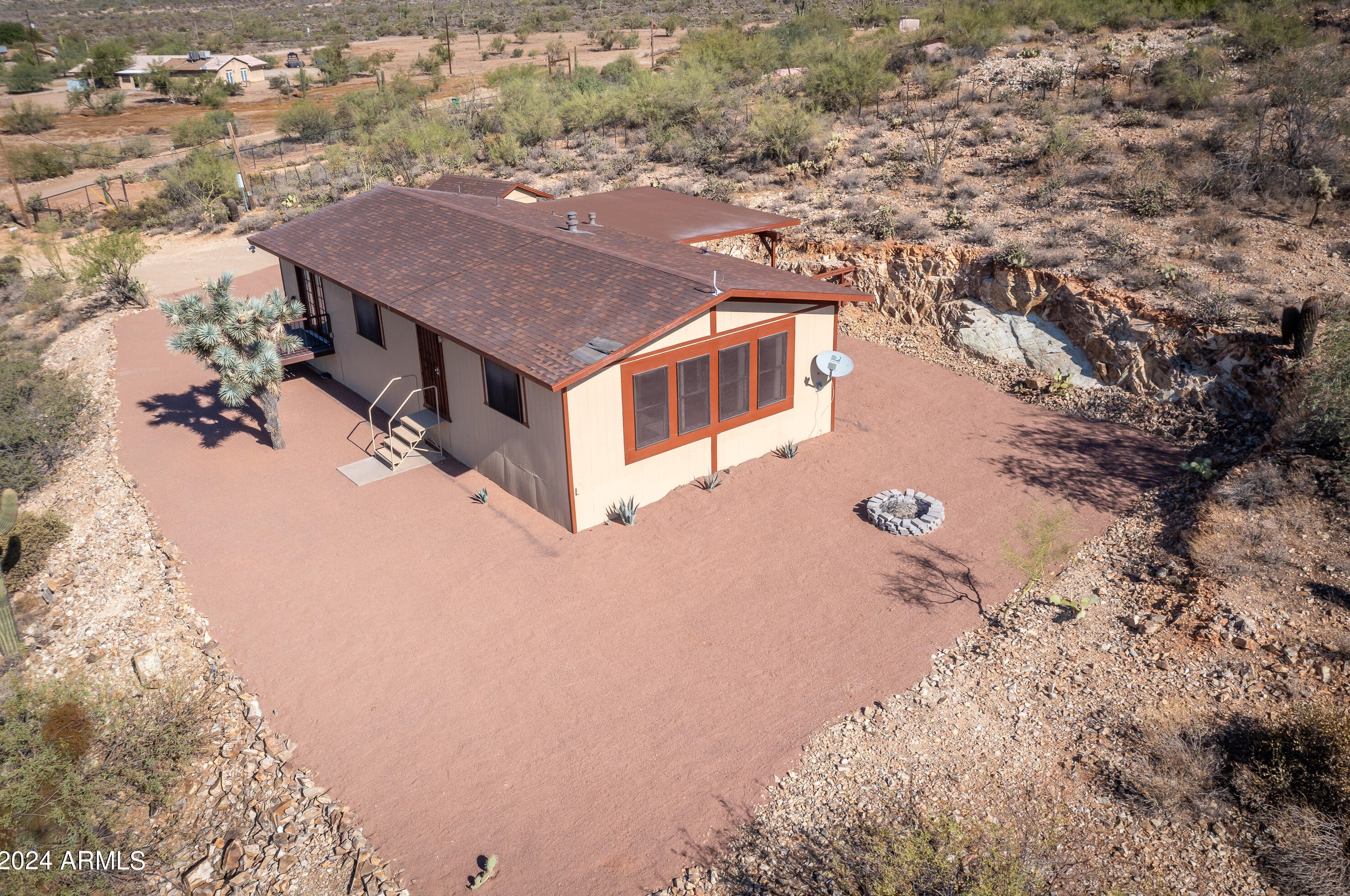 50331 23 Dr, Phoenix AZ 85085 exterior