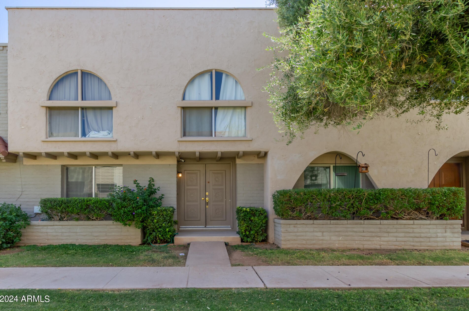 225 N Standage #102, Mesa, AZ 85201