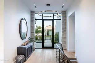 6850 E Joshua Tree Ln, Paradise Valley, AZ 85253 - Photo 8