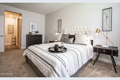 9700 S Central Avenue #3, Phoenix, AZ 85042 - Photo 6