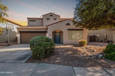 1251 E Parkview Drive, Gilbert, AZ 85295 - Photo 1