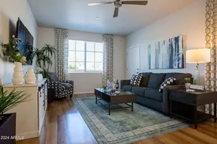 677 E Commonwealth Pl, Chandler, AZ 85225 - Photo 2