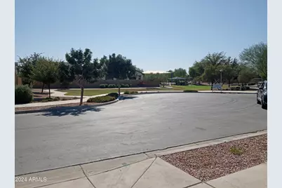 21048 E Arroyo Verde Drive, Queen Creek, AZ 85142 - Photo 6