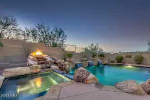 3749 W Whitehawk Ct, Phoenix, AZ 85086 - Photo 2