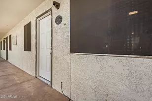 18202 Cave Creek Rd, Phoenix, AZ 85032 - Photo 6