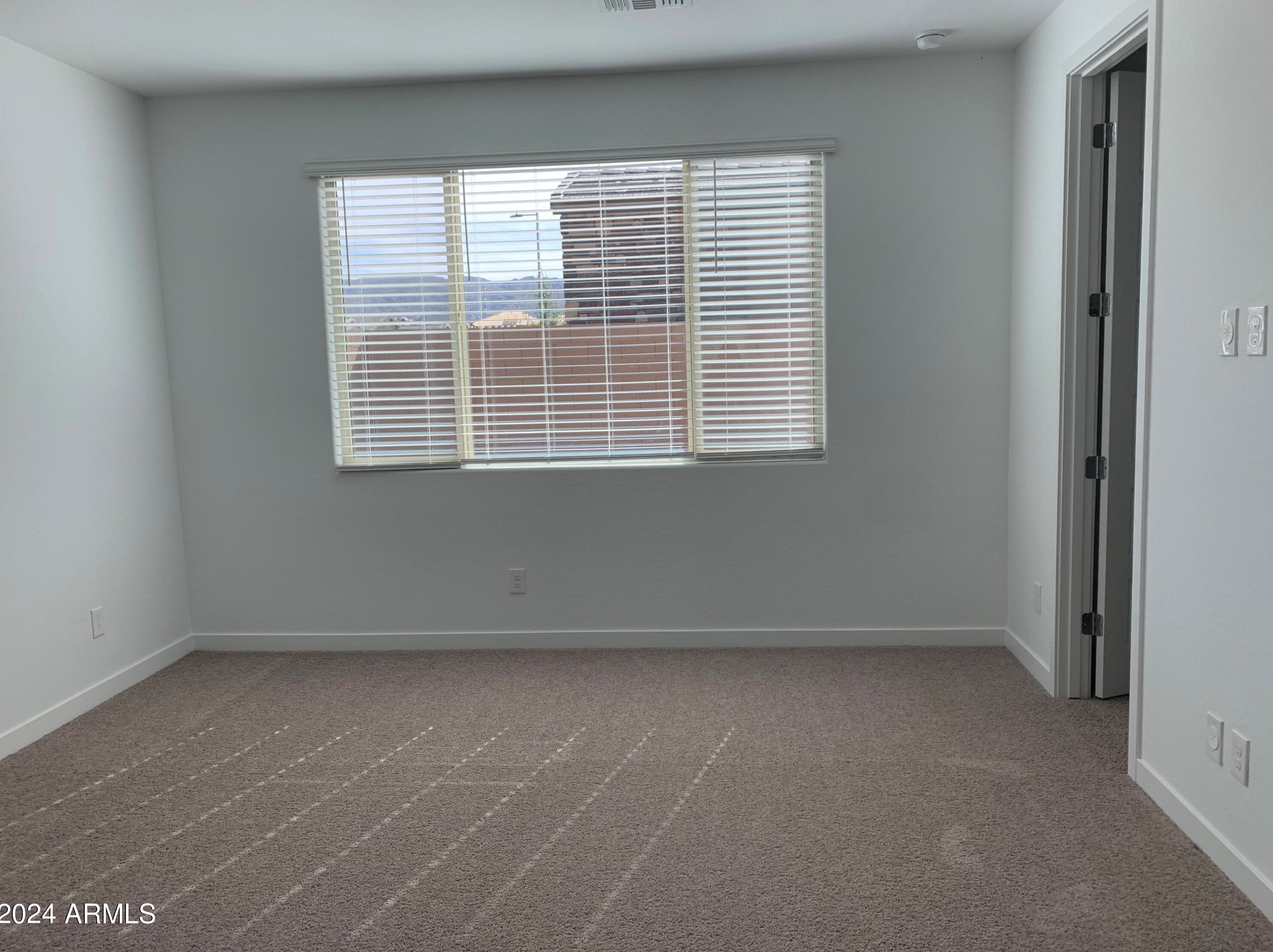 21260 36th Pl, Phoenix AZ  85050-8387 exterior