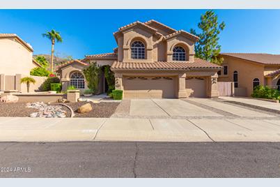 1367 E Desert Flower Lane, Phoenix, AZ 85048 - Photo 1