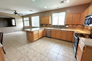 1542 E Chaparral Pl, Casa Grande, AZ 85122 - Photo 12