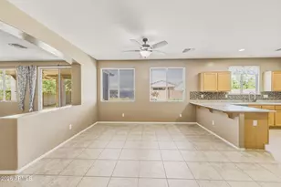 1542 E Chaparral Pl, Casa Grande, AZ 85122 - Photo 12