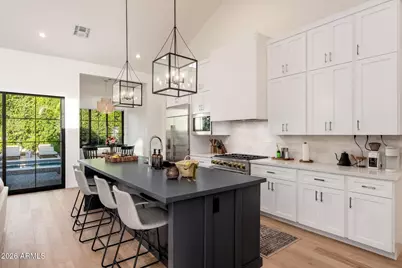 4017 N 49th Place, Phoenix, AZ 85018 - Photo 8