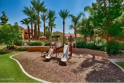 16682 N West Point Parkway #2, Surprise, AZ 85374 - Photo 12