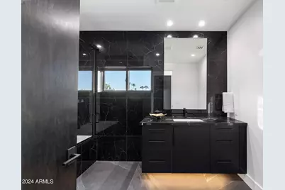 8037 N 7th Avenue, Phoenix, AZ 85021 - Photo 32