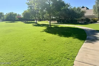 9871 E Gelding Drive, Scottsdale, AZ 85260 - Photo 18