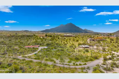 5801 E Saguaro Road, Cave Creek, AZ 85331 - Photo 8