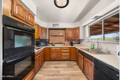 5801 E Saguaro Road, Cave Creek, AZ 85331 - Photo 36