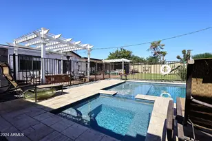 3413 N 16th Dr N, Phoenix, AZ 85015 - Photo 1