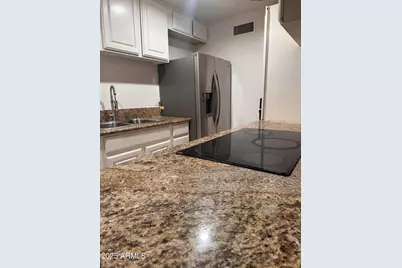 4232 W Citrus Way, Phoenix, AZ 85019 - Photo 10