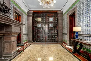 8100 N 68th St, Paradise Valley, AZ 85253 - Photo 4