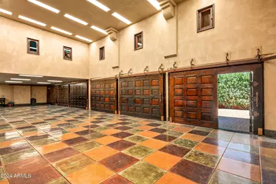 8100 N 68th Street, Paradise Valley, AZ 85253 - Photo 78