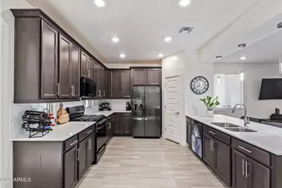 23852 N 167th Lane, Surprise, AZ 85387 - Photo 8