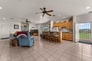 22900 W Hylton Way, Congress, AZ 85332 - Photo 12