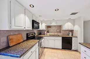 5122 N 31st Way, Phoenix, AZ 85016 - Photo 10