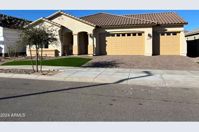 16092 W Questa Drive, Surprise, AZ 85387 - Photo 2