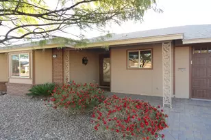 11037 W Meade Dr, Sun City, AZ 85351 - Photo 8