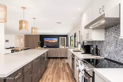 6025 E Charter Oak Road, Scottsdale, AZ 85254 - Photo 20