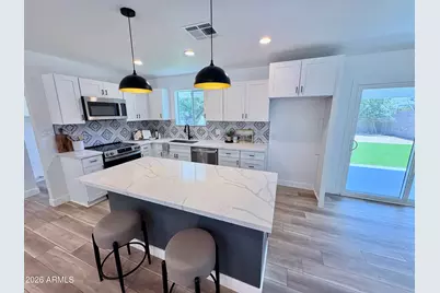 2213 E Janice Way, Phoenix, AZ 85022 - Photo 10