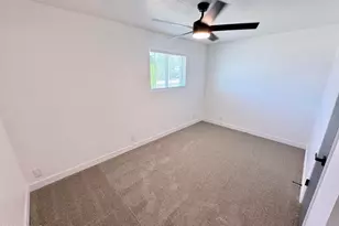 2213 E Janice Wy, Phoenix, AZ 85022 - Photo 18