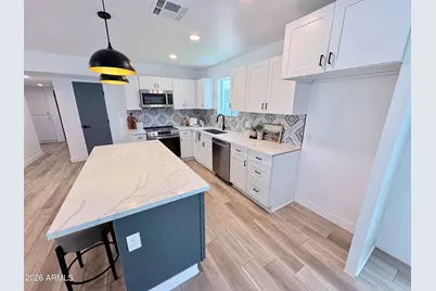 2213 E Janice Way, Phoenix, AZ 85022 - Photo 10