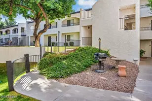 2645 E Cactus Rd, Phoenix, AZ 85032 - Photo 2