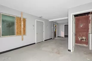 1945 W Van Buren St, Phoenix, AZ 85009 - Photo 24