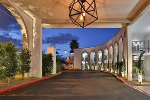 3101 N 32nd St, Phoenix, AZ 85018 - Photo 2