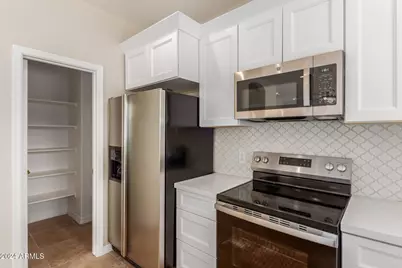 1105 E Wong Way, Phoenix, AZ 85040 - Photo 16
