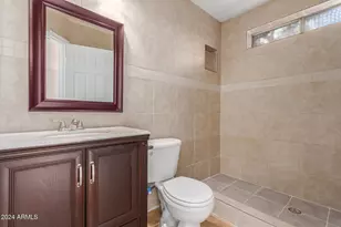 1105 E Wong Way, Phoenix, AZ 85040 - Photo 28