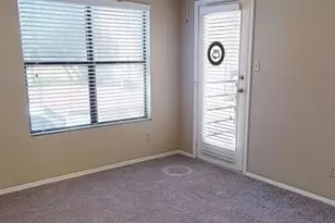 9605 S 48th St, Phoenix, AZ 85044 - Photo 2