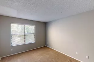 9605 S 48th St, Phoenix, AZ 85044 - Photo 4