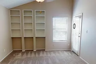 9605 S 48th St, Phoenix, AZ 85044 - Photo 2