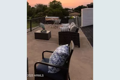 8701 E Highland Avenue, Scottsdale, AZ 85251 - Photo 46