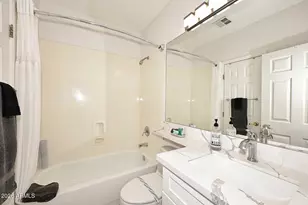 8270 N Hayden Rd, Scottsdale, AZ 85258 - Photo 18