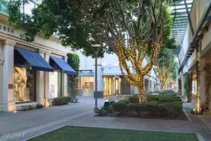 2802 E Camino Acequia Dr, Phoenix, AZ 85016 - Photo 34